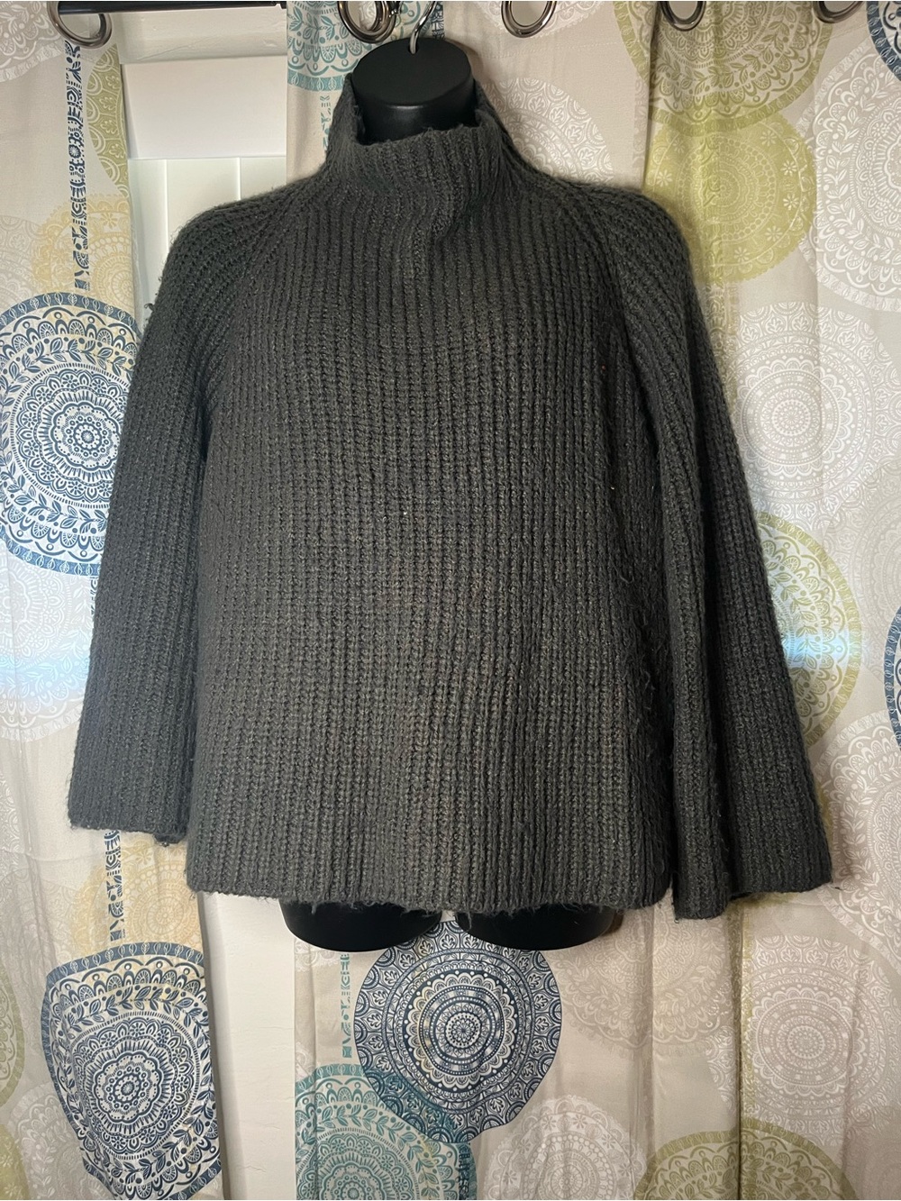 Vince Camuto Dark Charcoal Green Ribbed Mock Neck Sweater